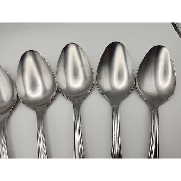 8 Wesley Forge WLF2 Place Oval Soup Spoon Stainless Steel Floral Art Deco 7 1/8" - Picture 7 of 10